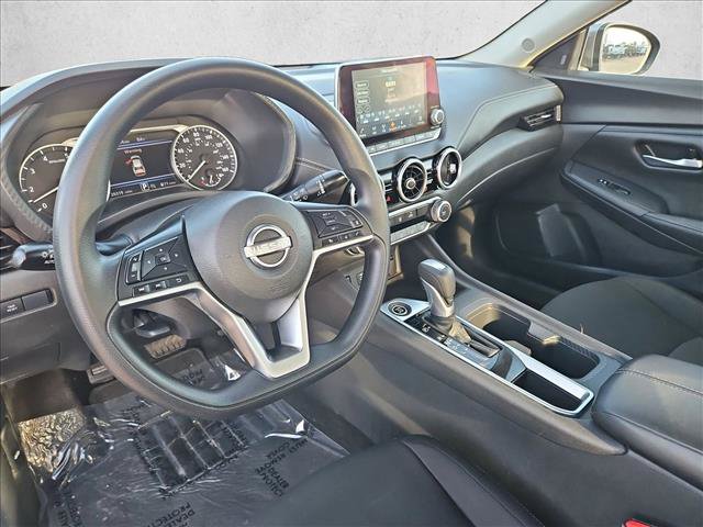 Used 2025 Nissan Sentra SV FWD image 12