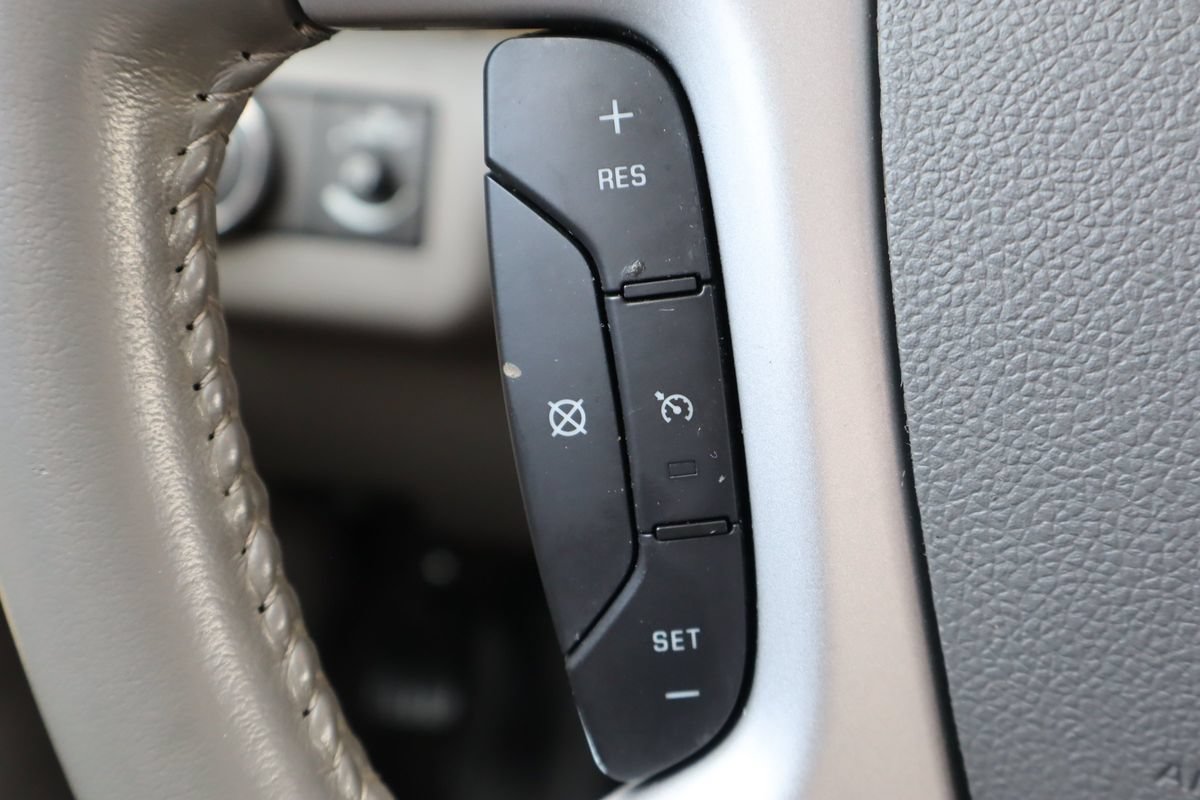 Used 2012 Chevrolet Traverse LT AWD/4WD image 31