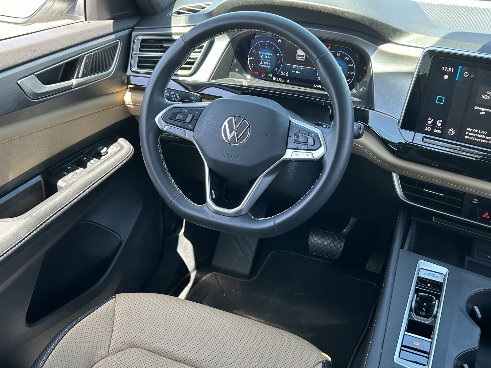 Used 2024 Volkswagen Atlas Cross Sport SE FWD image 15