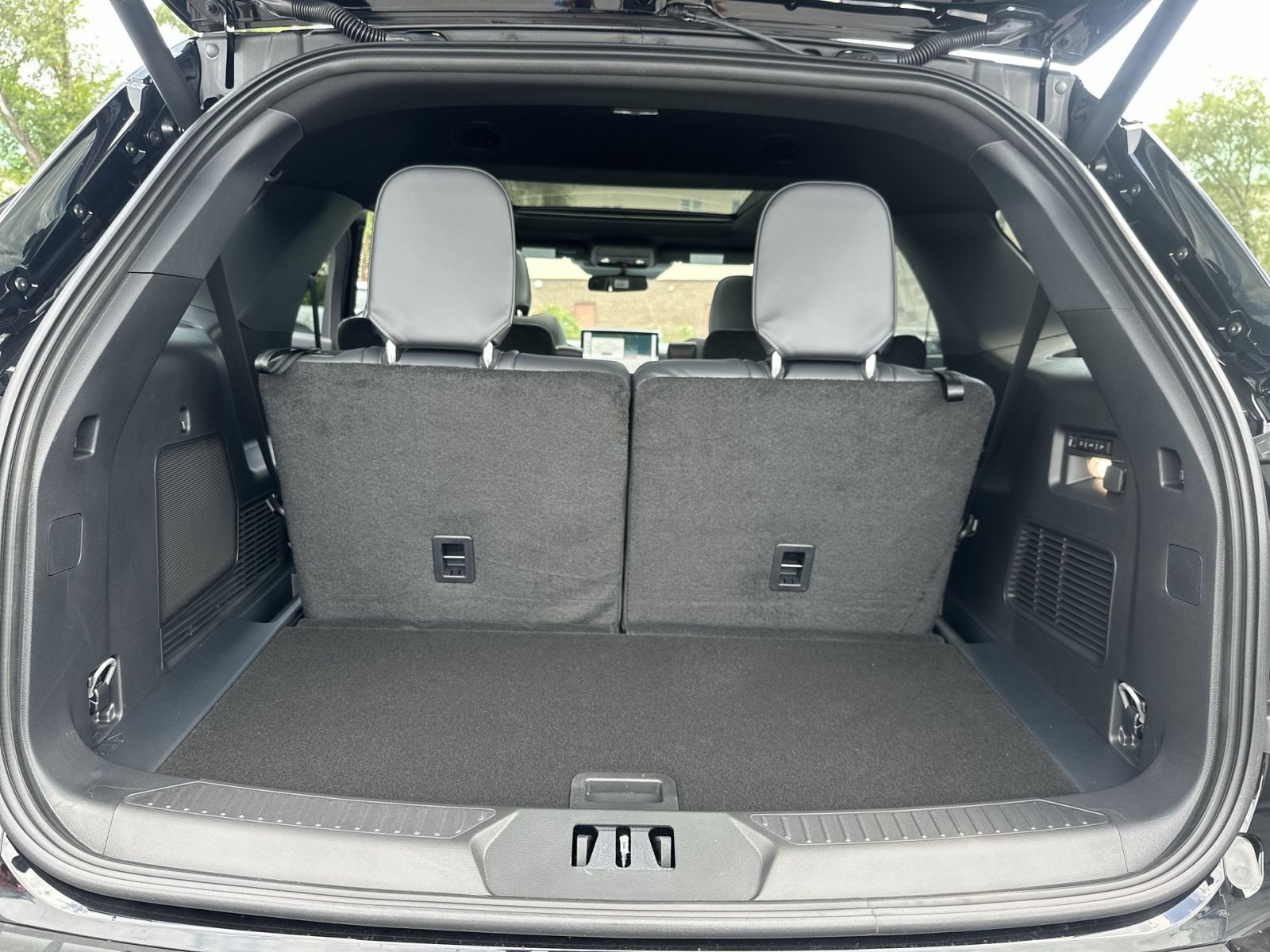 New 2026 Ford Explorer ST w/ Sun And Sound Package AWD/4WD image 28