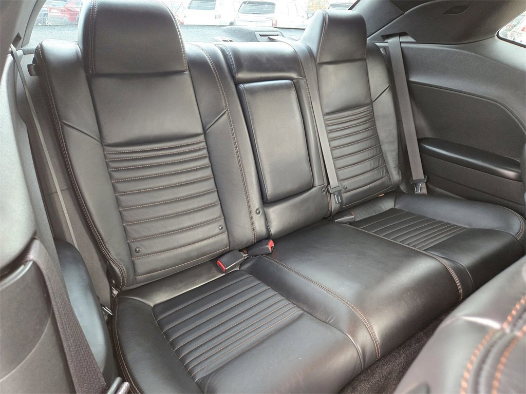 Used 2014 Dodge Challenger R/T image 28