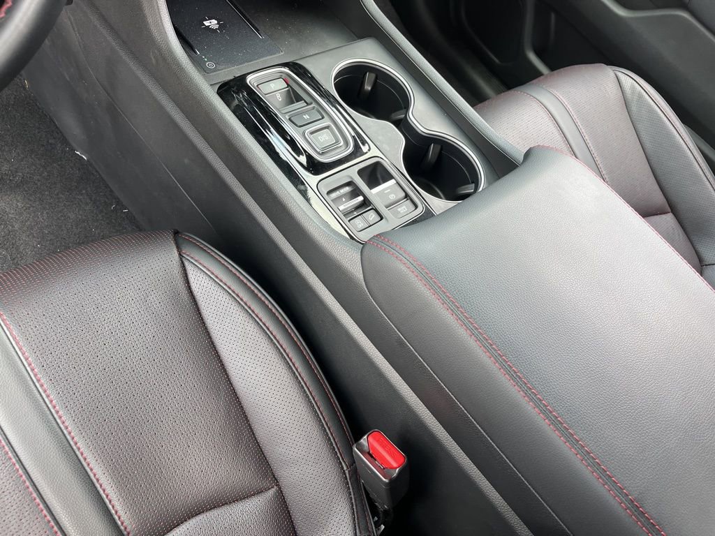 Used 2025 Honda Pilot Black Edition image 20