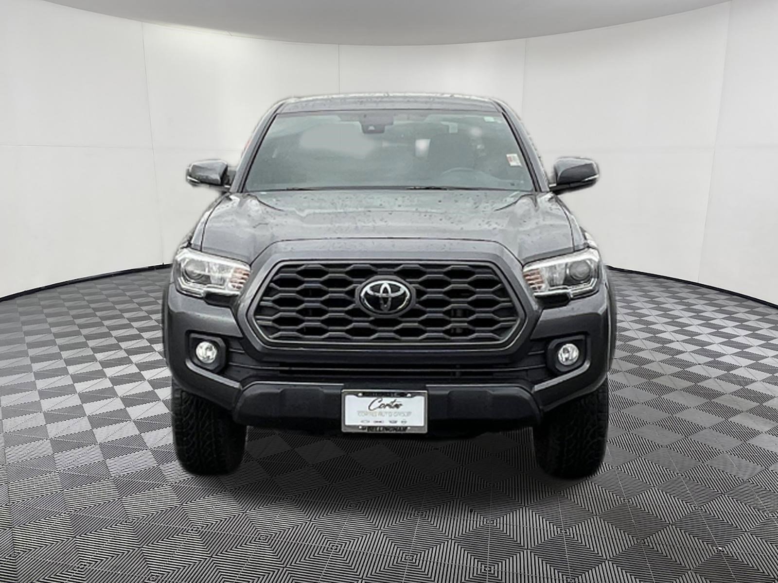 Used 2021 Toyota Tacoma TRD Off-Road w/ Technology Package image 2
