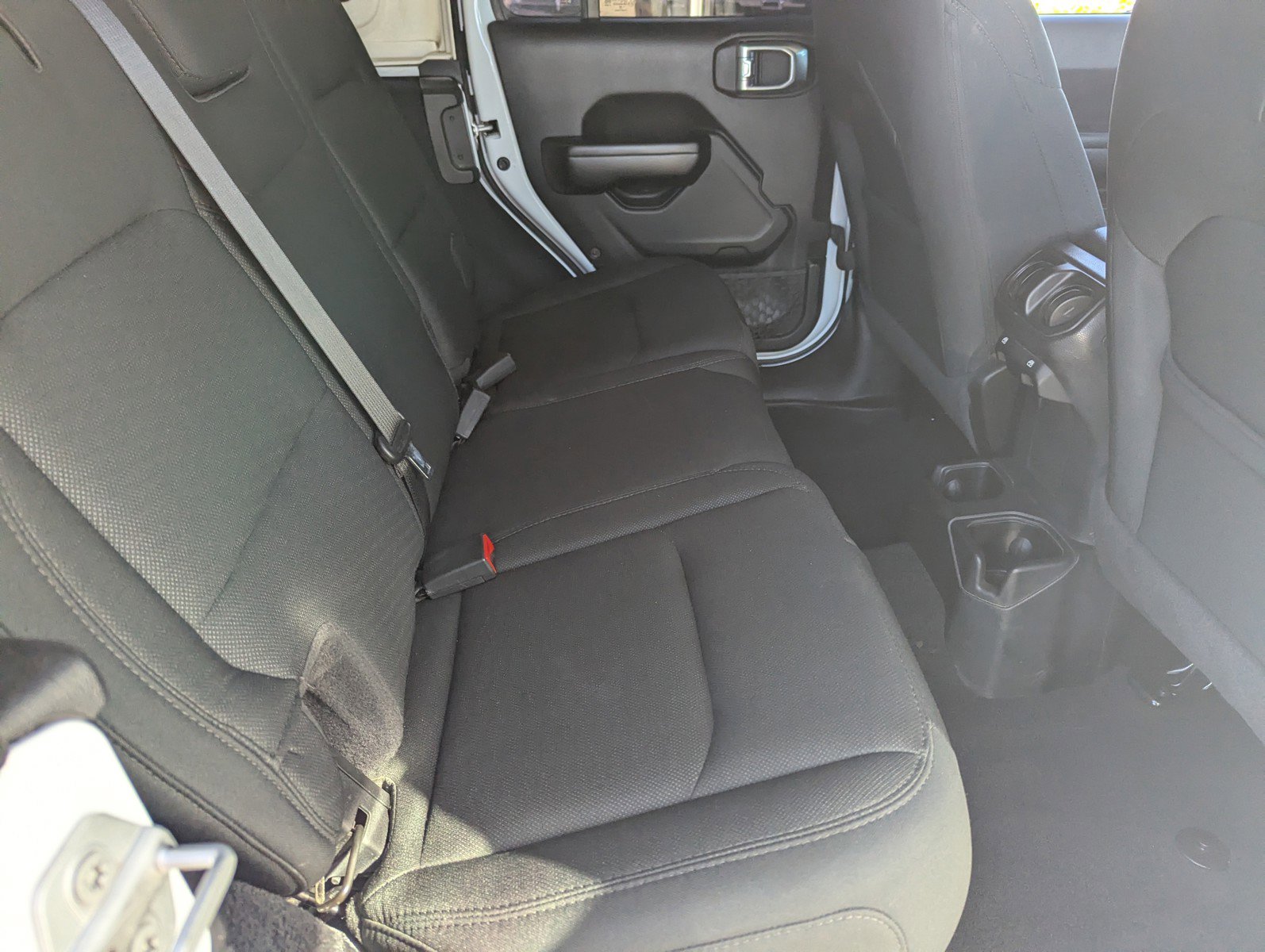 Used 2020 Jeep Wrangler Unlimited Sport image 15