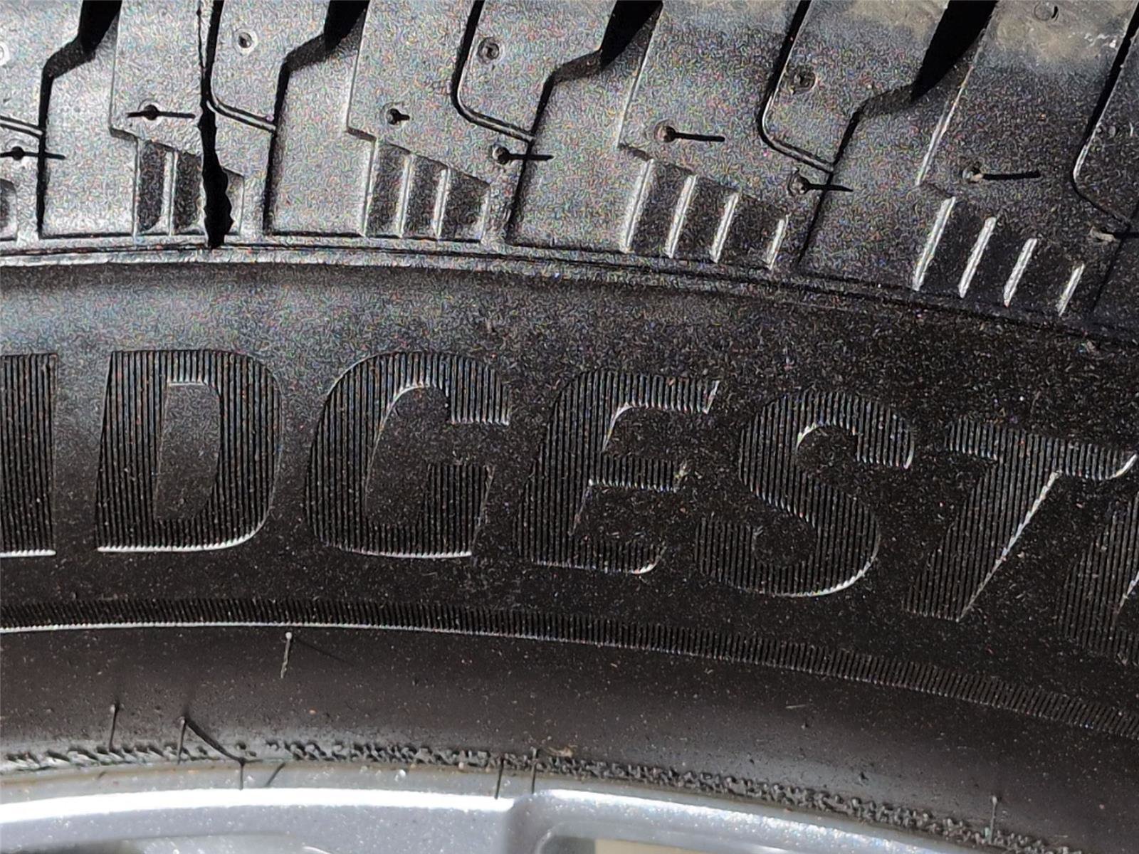 Used 2023 Chevrolet Silverado 1500 Custom image 10