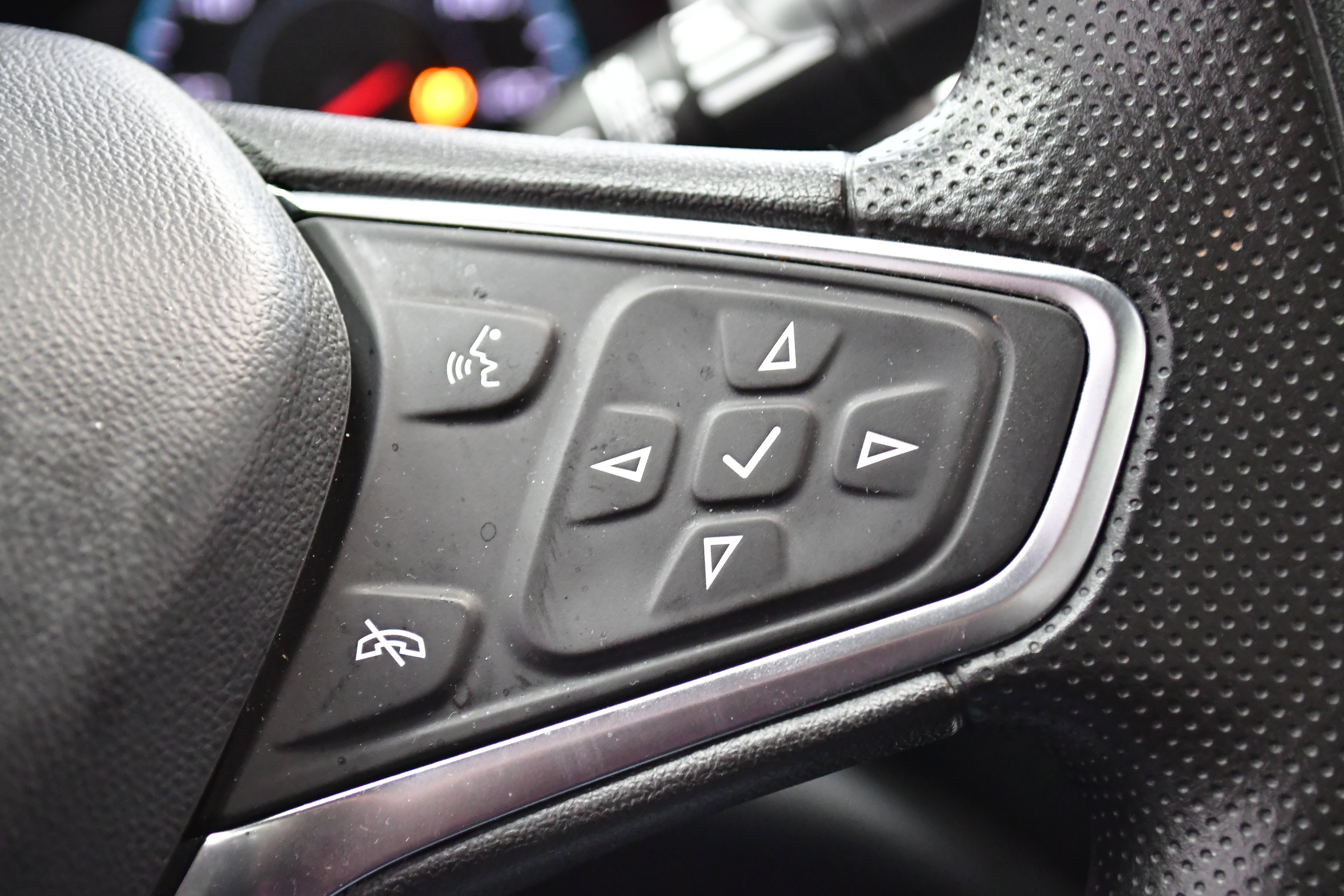 Used 2024 Chevrolet Malibu LT image 24