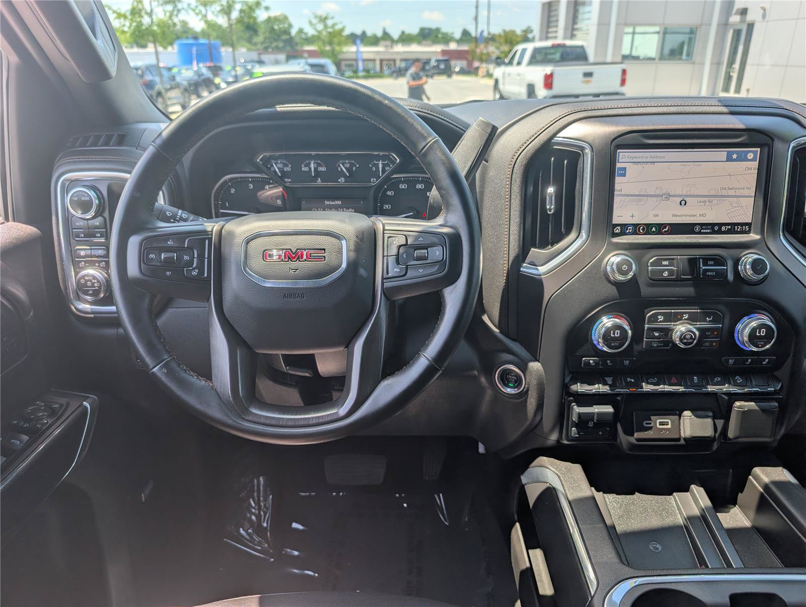 Used 2023 GMC Sierra 2500 AT4 w/ AT4 Preferred Package AWD/4WD image 18