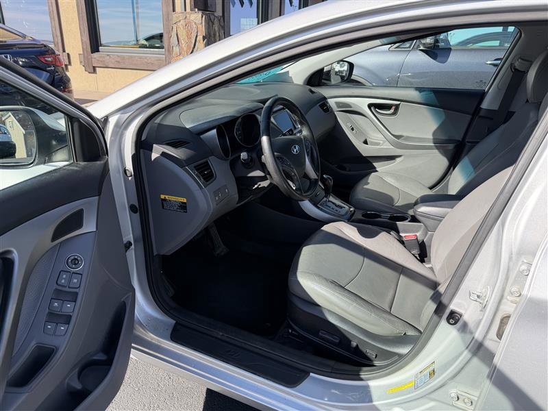 Used 2013 Hyundai Elantra Limited w/ Technology Pkg image 8