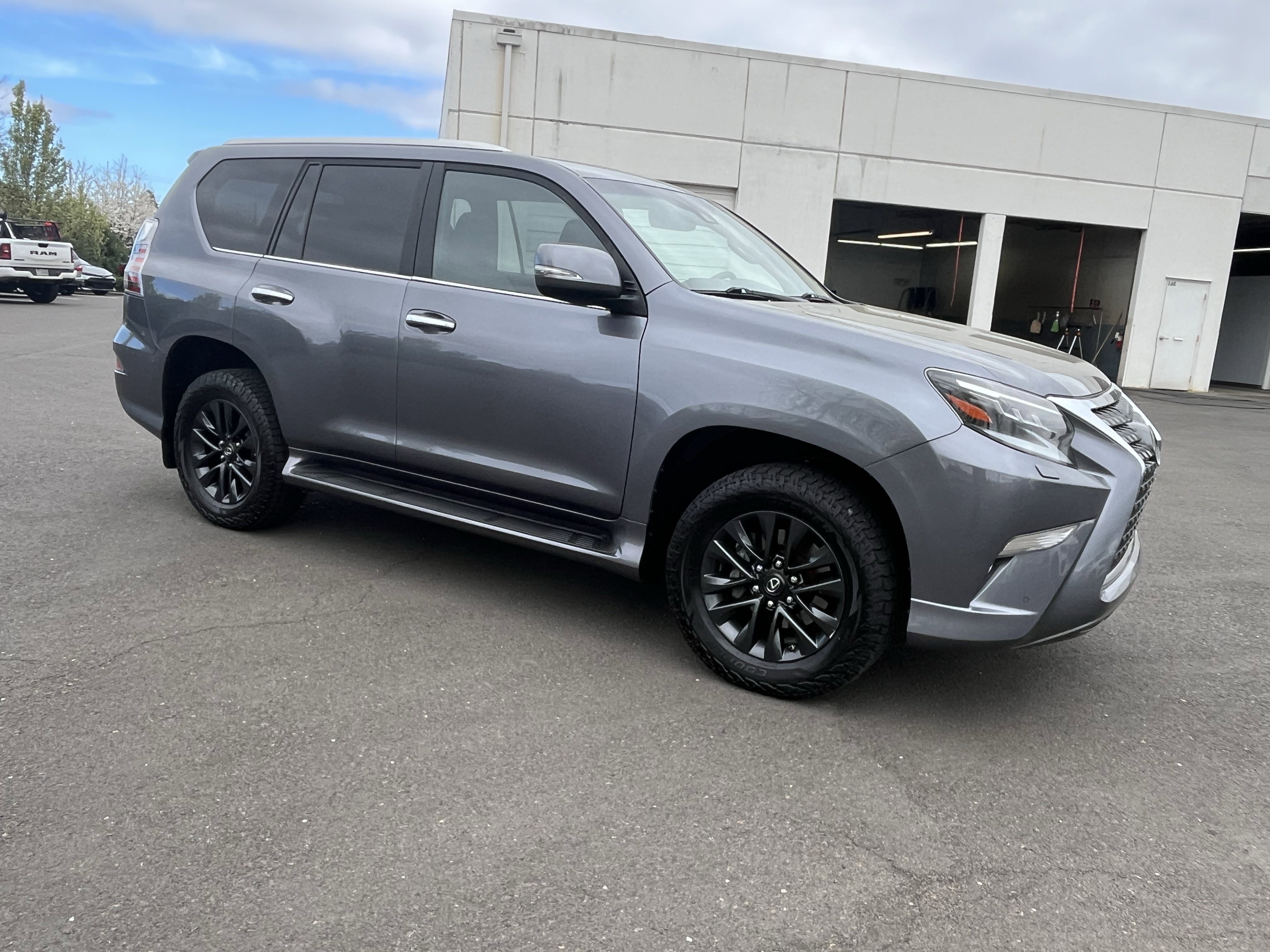 Used 2021 Lexus GX 460 Premium w/ Premium Package image 7