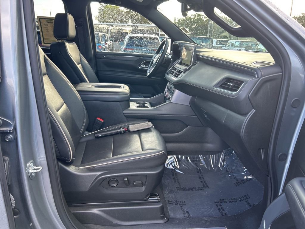 Used 2024 GMC Yukon XL SLT image 24