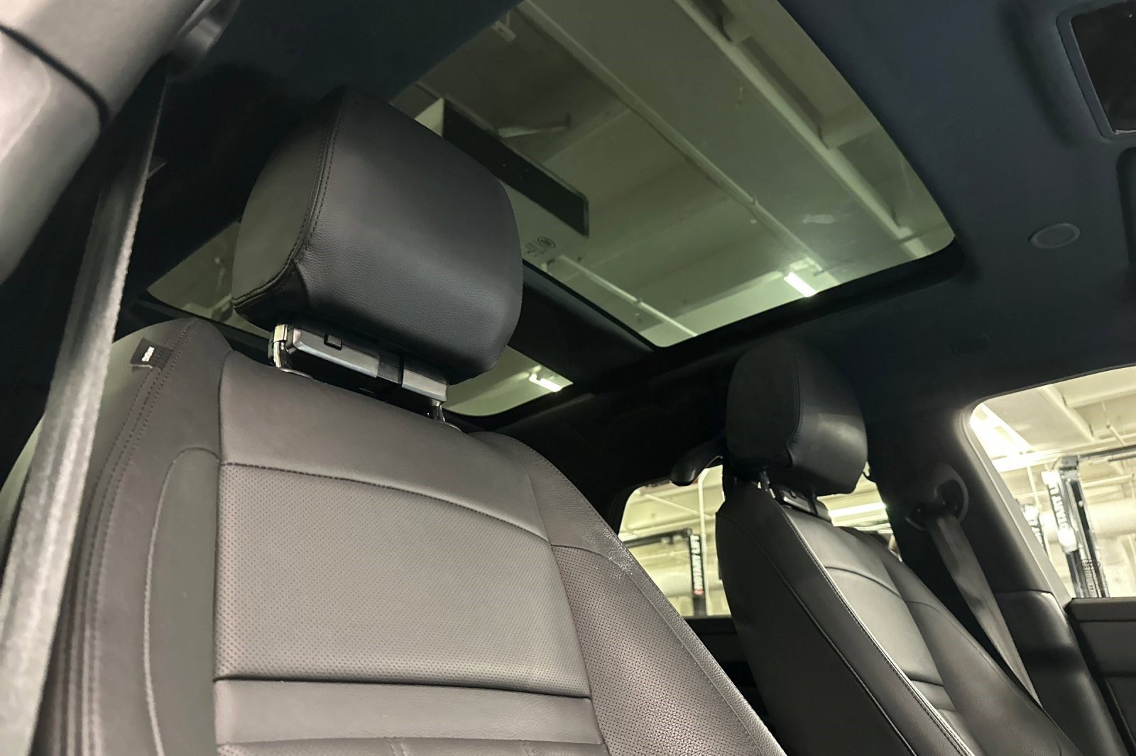 Used 2026 Land Rover Range Rover Evoque S image 25