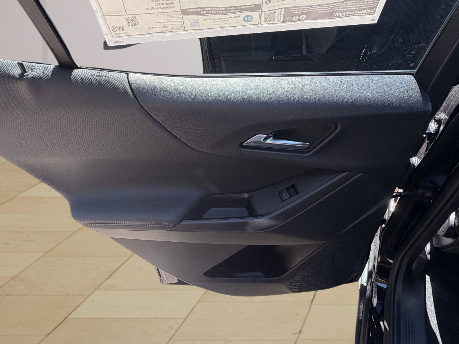New 2027 Chevrolet Equinox LT FWD image 20