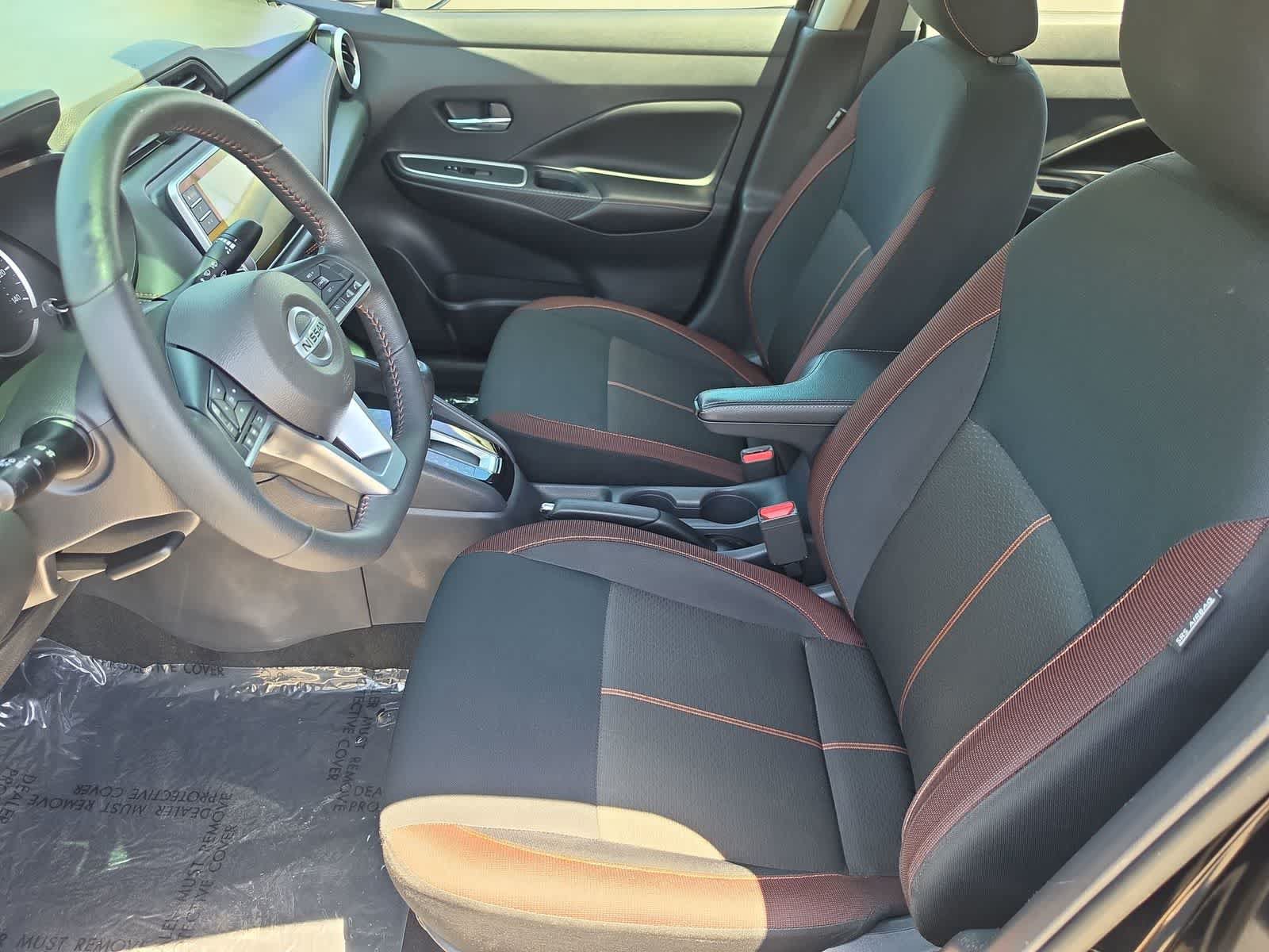 Used 2020 Nissan Versa SR FWD image 15