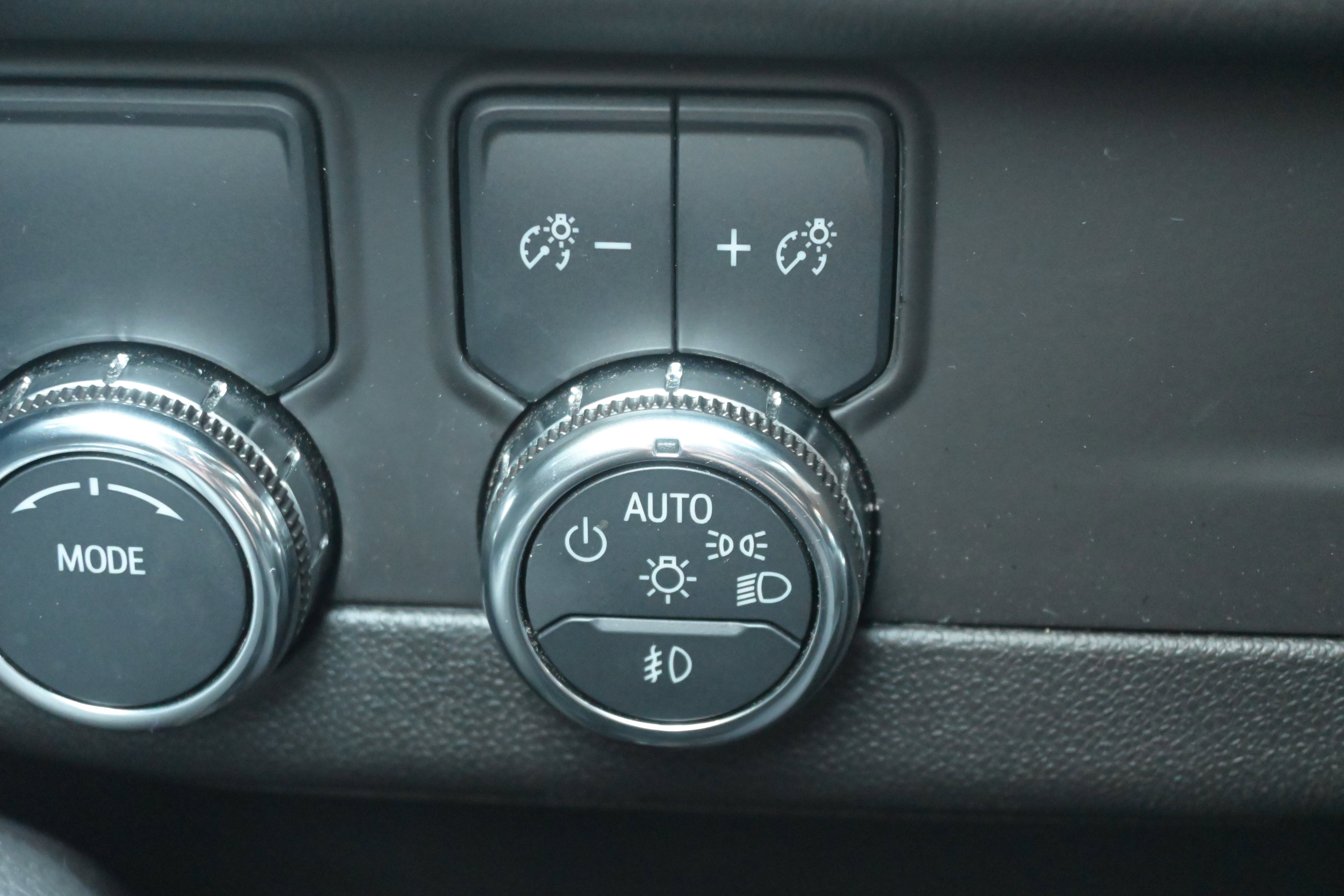 Used 2025 GMC Yukon Denali image 30