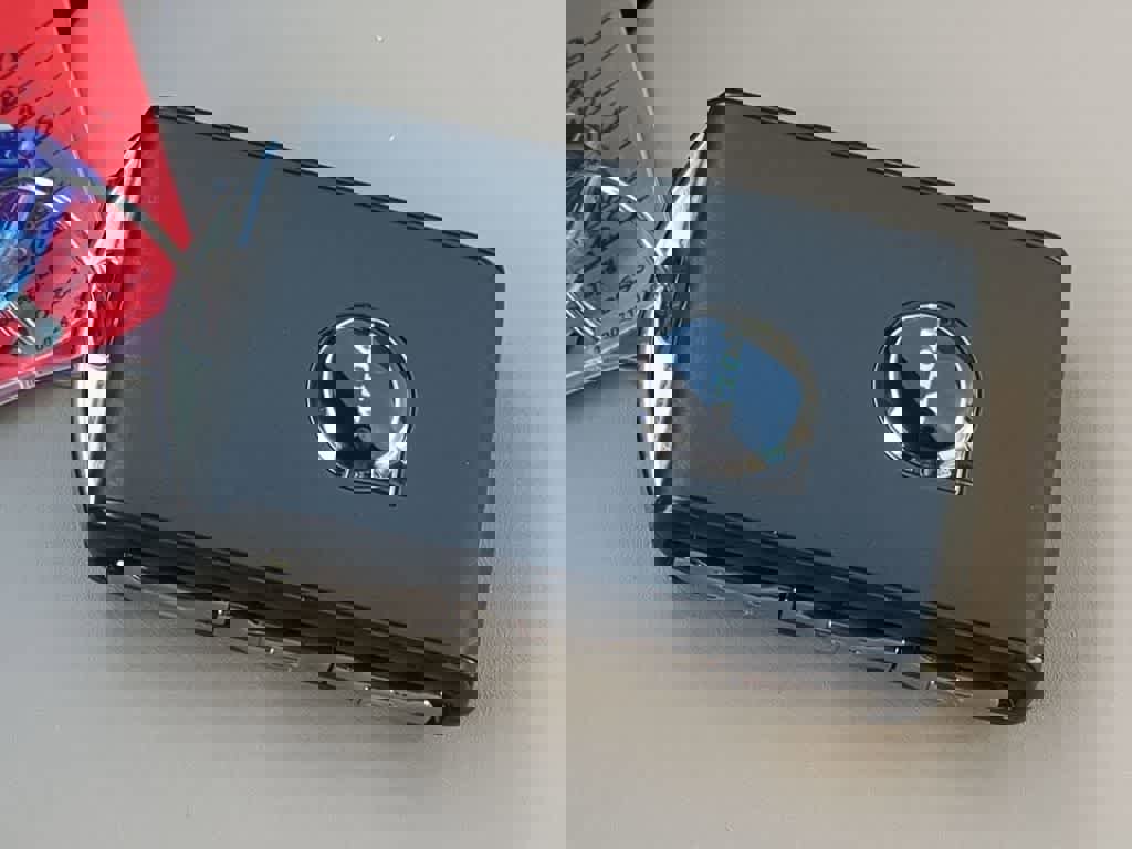 New 2026 Volvo XC60 B5 Plus w/ Protection Package Premier image 32