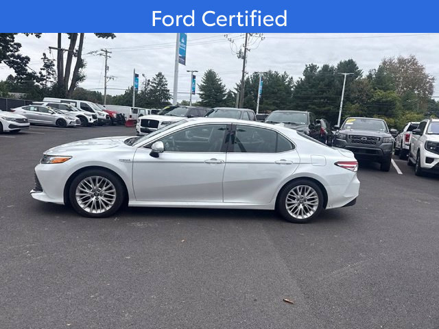 Used 2019 Toyota Camry XLE FWD image 4