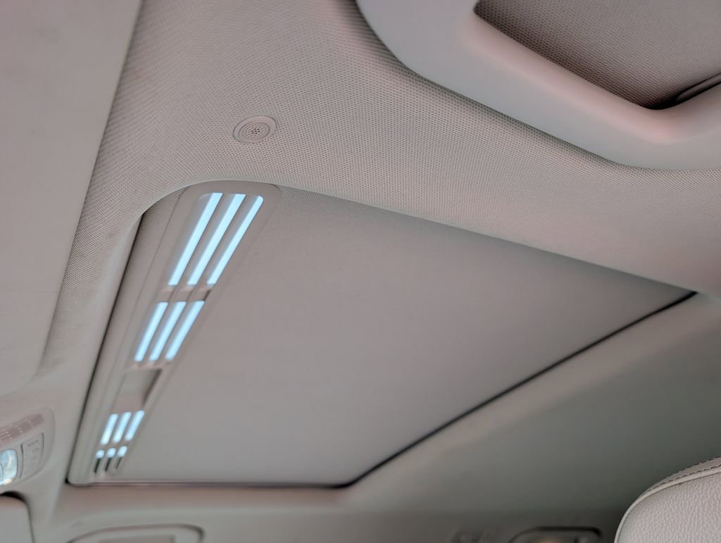 Used 2022 Mercedes-Benz GLS 450 4MATIC image 24