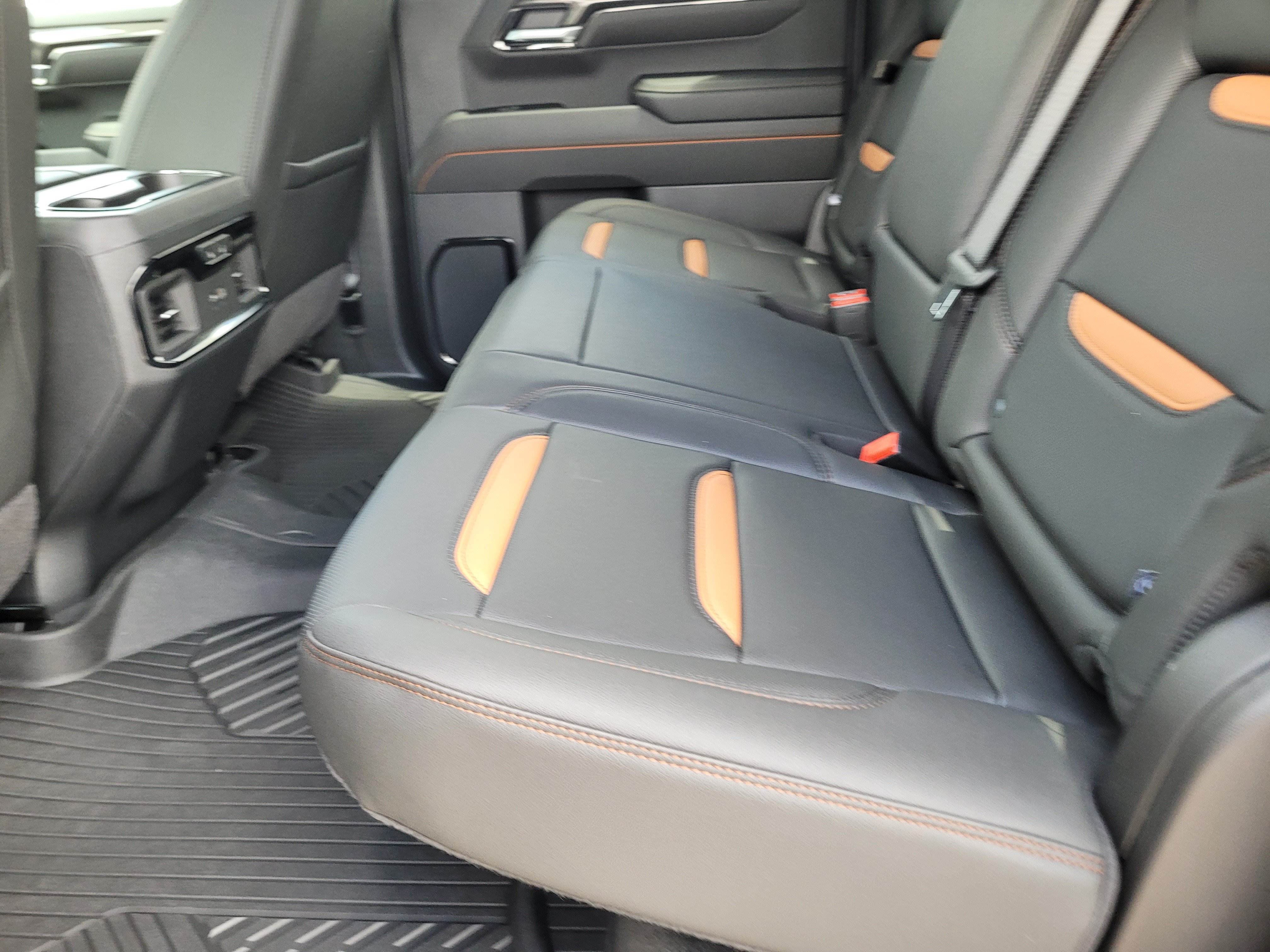 New 2026 GMC Sierra 1500 AT4 w/ AT4 Premium Package AWD/4WD image 25