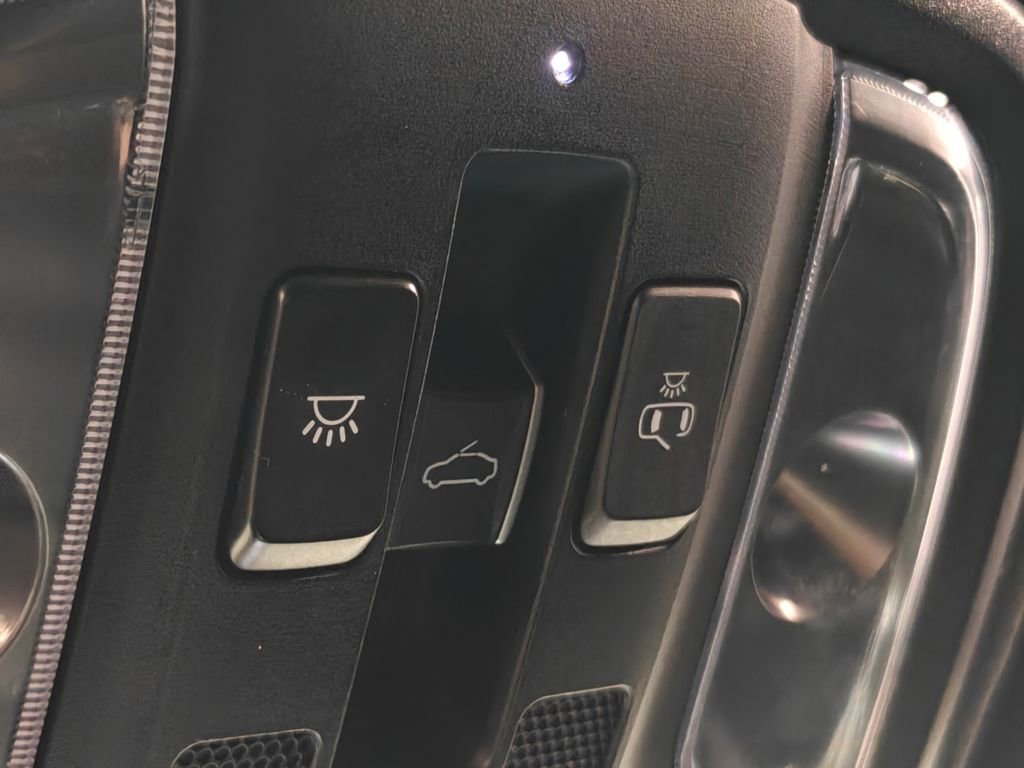 Used 2019 Kia Stinger GTS image 11