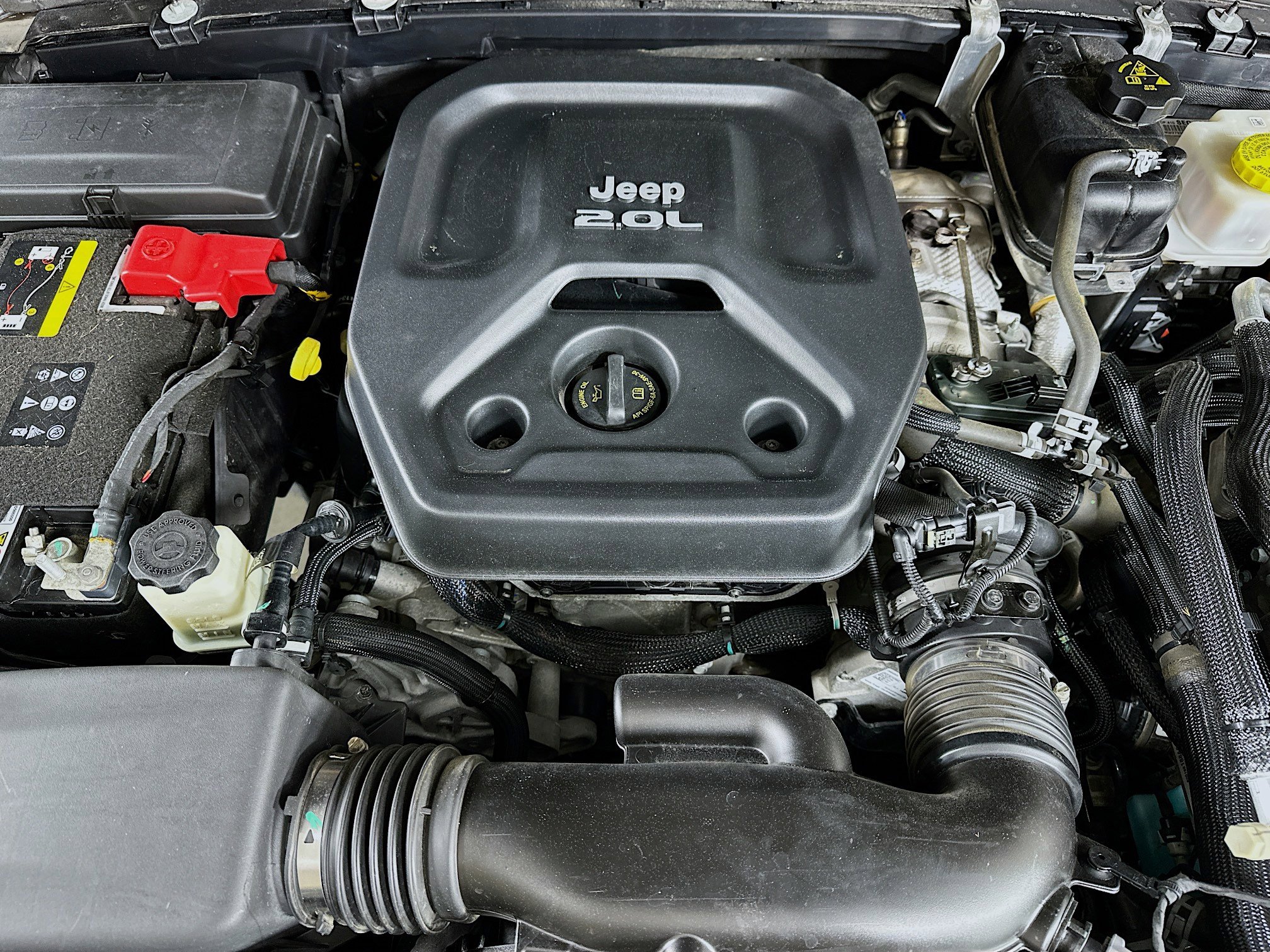 Used 2022 Jeep Wrangler Sahara w/ Cold Weather Group image 32