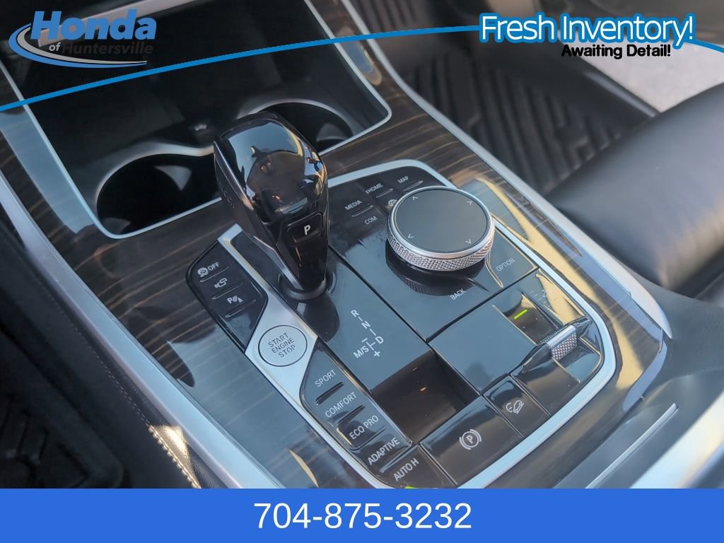 Used 2021 BMW X7 xDrive40i w/ Parking Assistance Package image 27