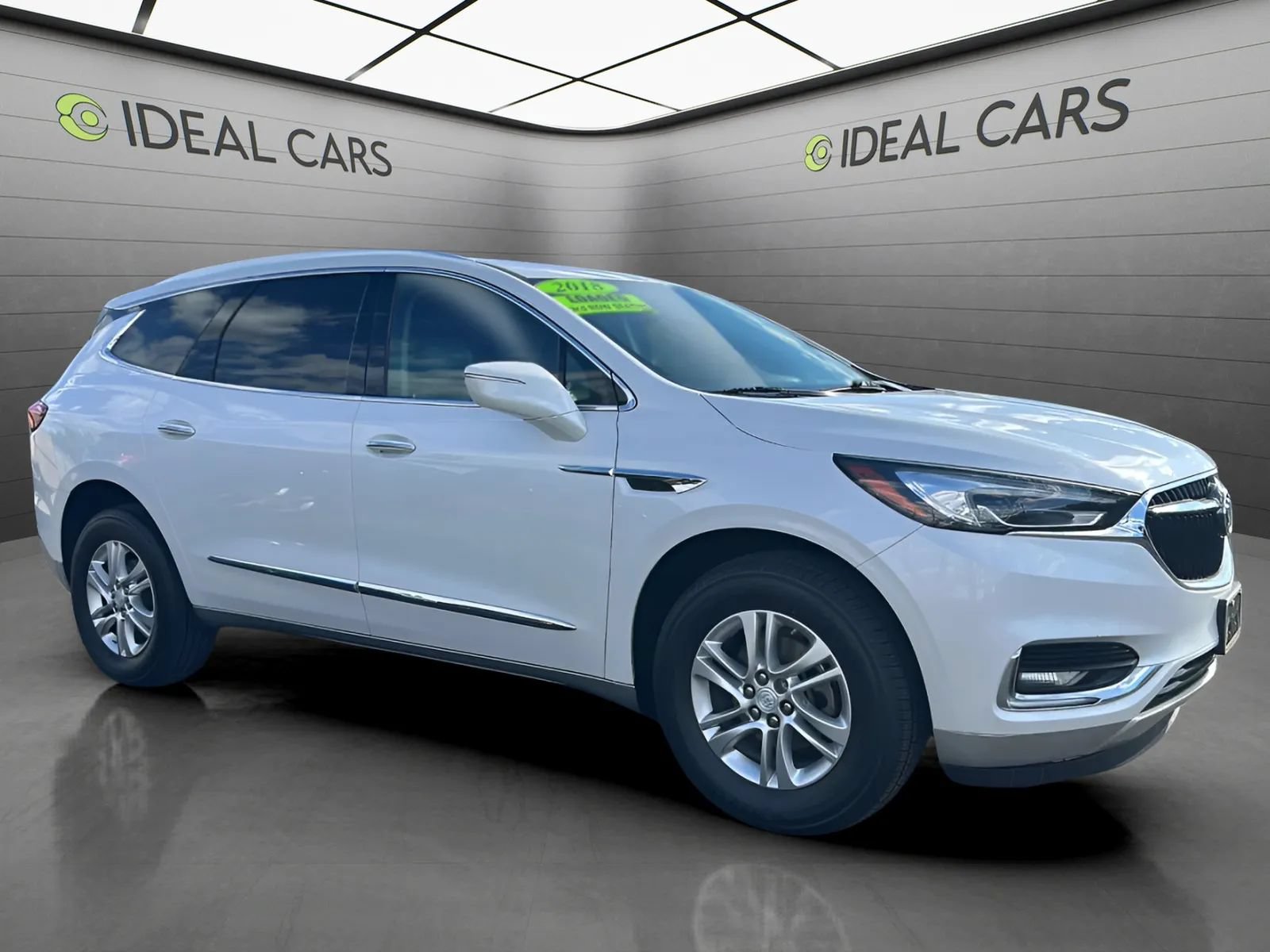Used 2018 Buick Enclave Essence FWD image 3