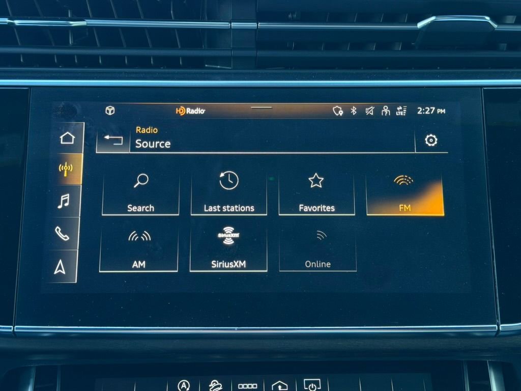 Used 2021 Audi Q8 Premium Plus w/ Premium Plus Package AWD/4WD image 36