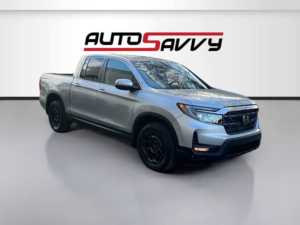 Used 2025 Honda Ridgeline RTL+ image 1