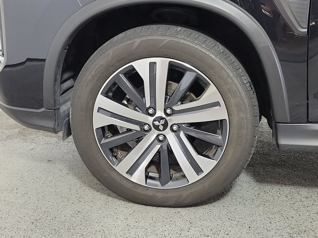 Used 2025 Mitsubishi Outlander Sport AWD image 9