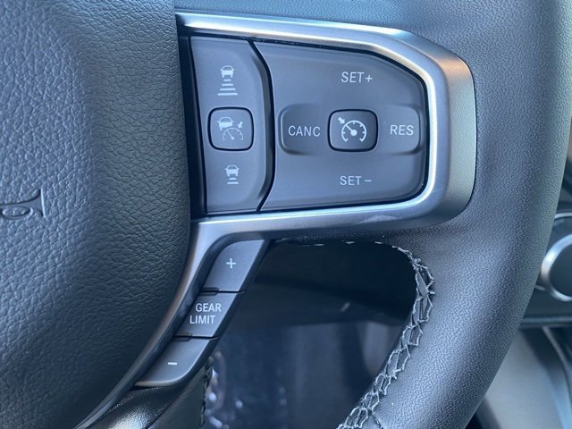New 2026 RAM 1500 4x4 Crew Cab image 18