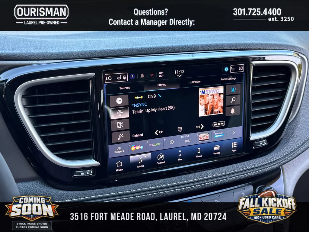 Used 2024 Chrysler Pacifica Limited FWD image 11