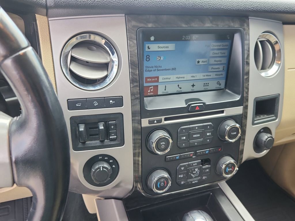 Used 2016 Ford Expedition EL Limited image 27