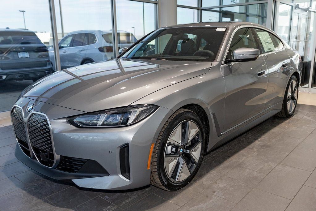 New 2026 BMW i4 xDrive40i w/ Premium Package AWD/4WD image 3