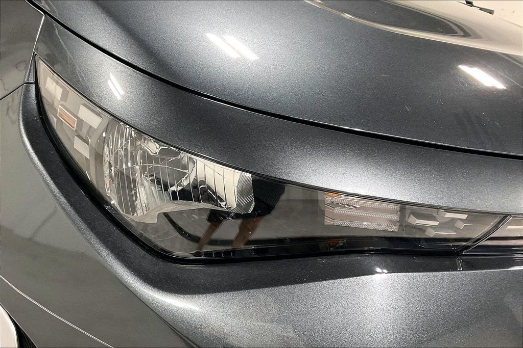 Used 2025 Kia Soul LX w/ LX Technology Package FWD image 34