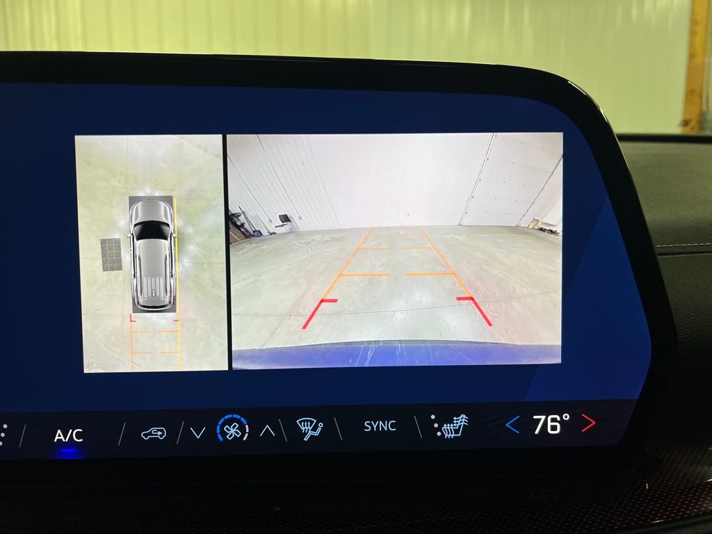 Certified 2025 Chevrolet Traverse Z71 image 26