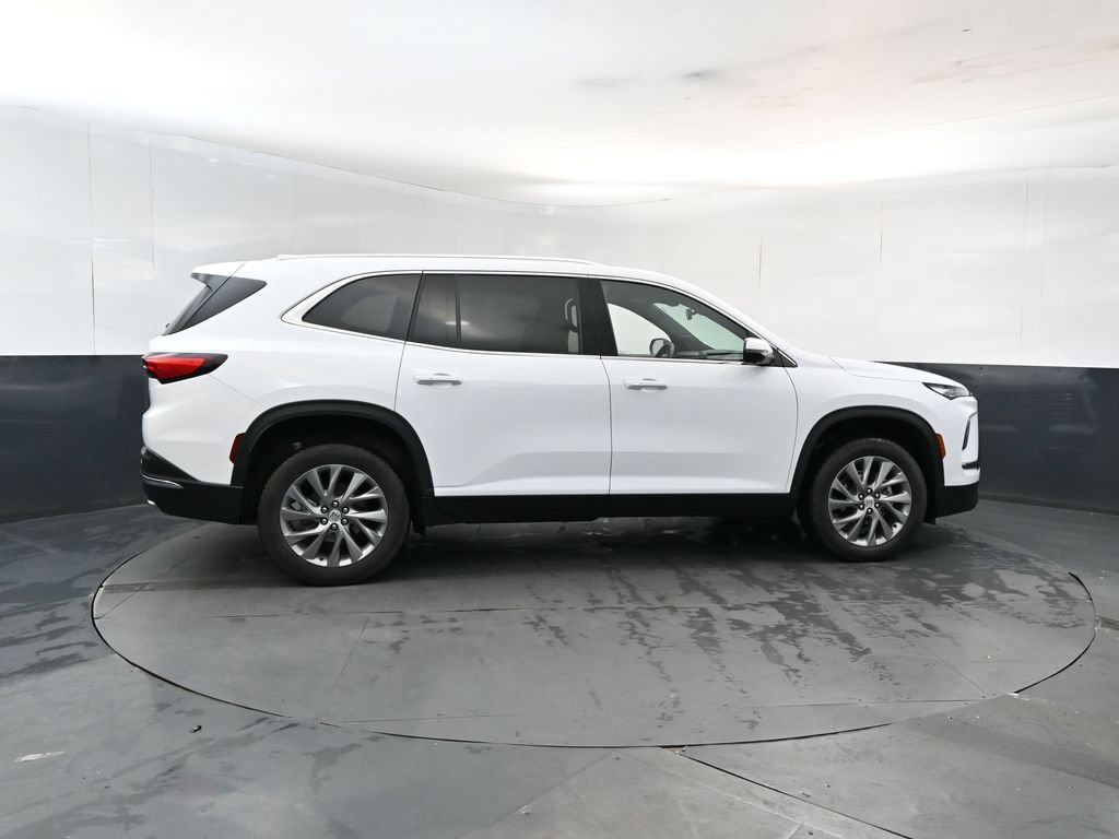 Used 2026 Buick Enclave Preferred AWD/4WD image 6