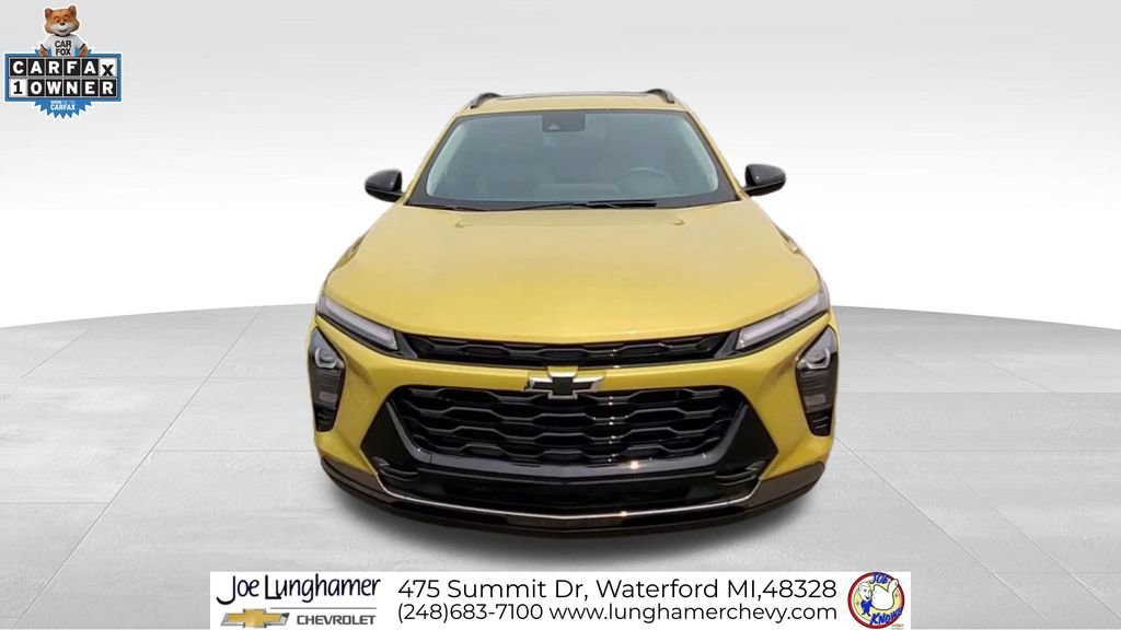 Certified 2024 Chevrolet Trax ACTIV w/ Sunroof Package FWD image 3