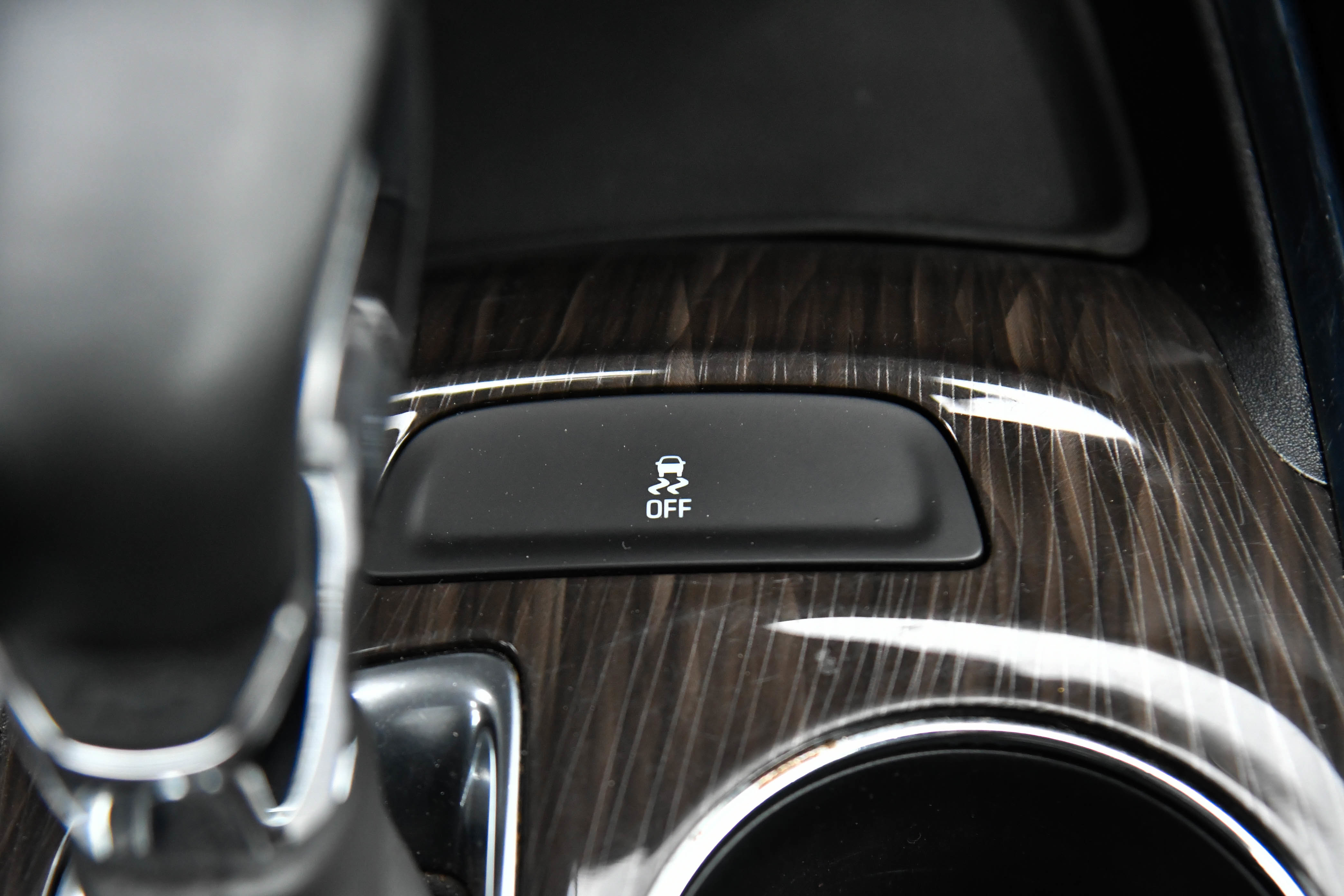 Used 2023 Chevrolet Malibu LT image 24