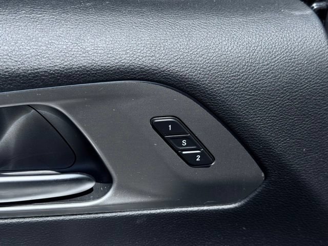 Used 2020 Chrysler Pacifica Touring-L w/ Advanced Safetytec Group AWD/4WD image 15