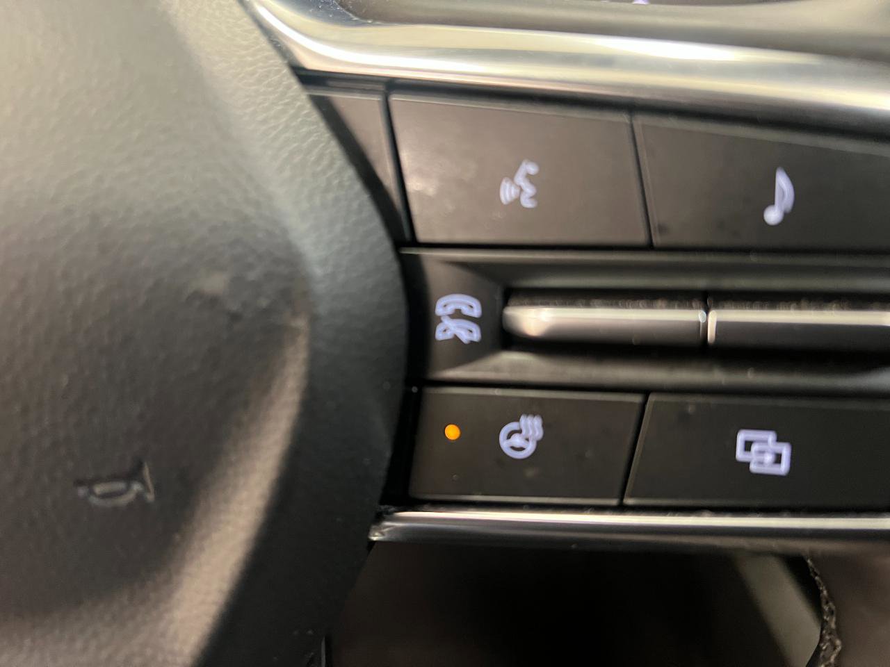 Used 2025 Chevrolet Equinox LT image 55