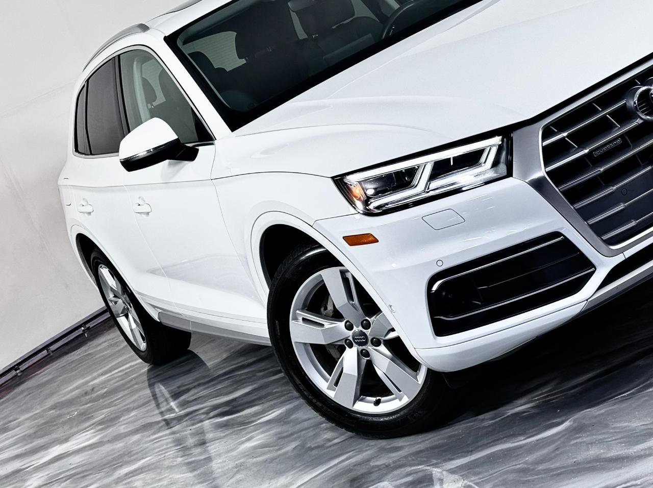 Used 2019 Audi Q5 Prestige w/ Prestige Package AWD/4WD image 4