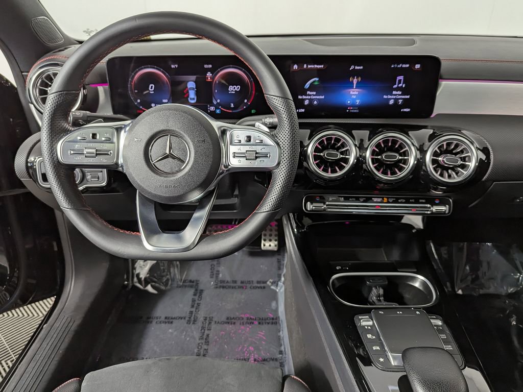 Used 2023 Mercedes-Benz CLA 250 4MATIC image 21