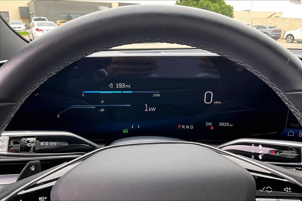 Used 2024 Cadillac Lyriq Tech AWD/4WD image 22