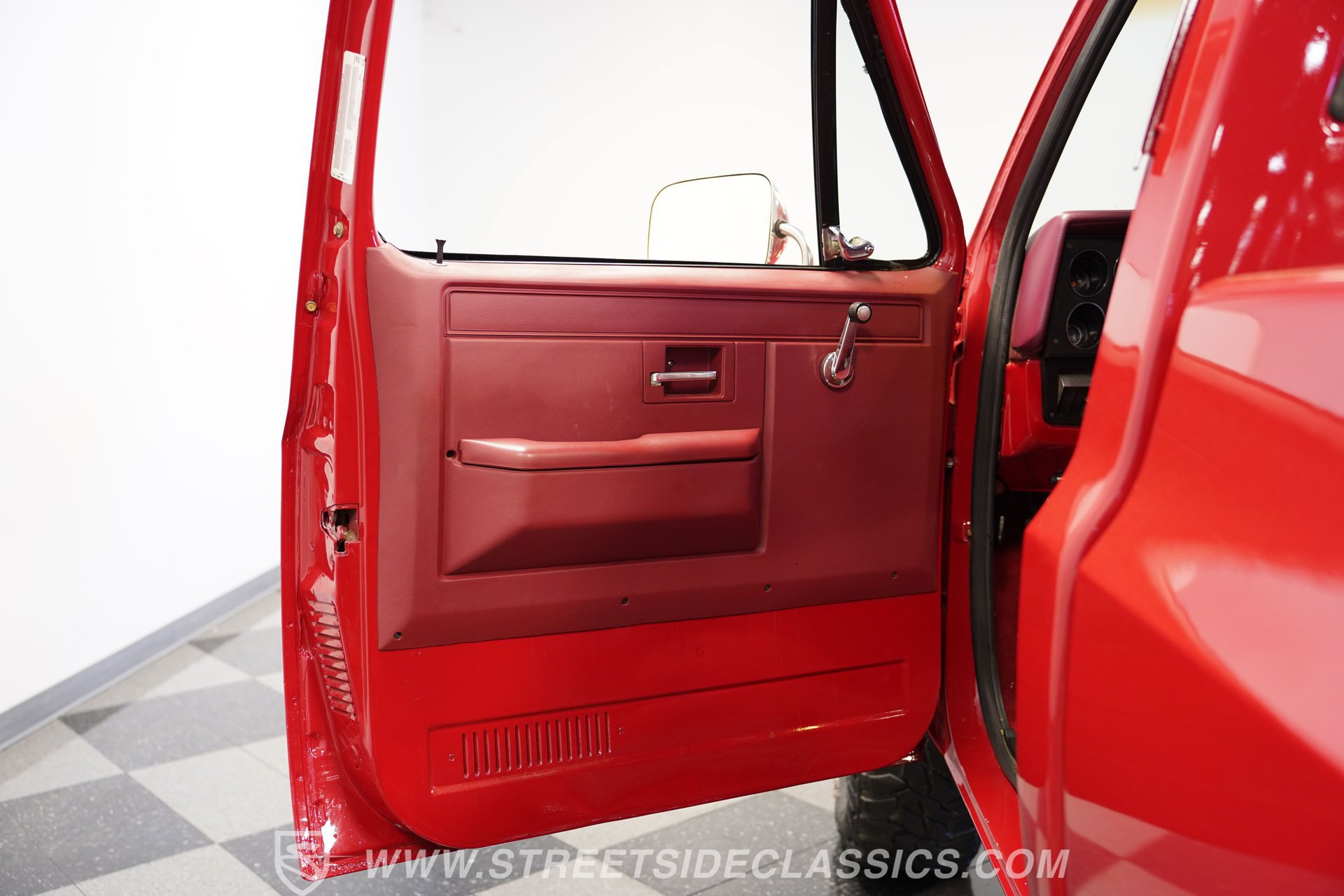 Used 1987 Chevrolet Silverado 1500 1500 AWD/4WD image 38