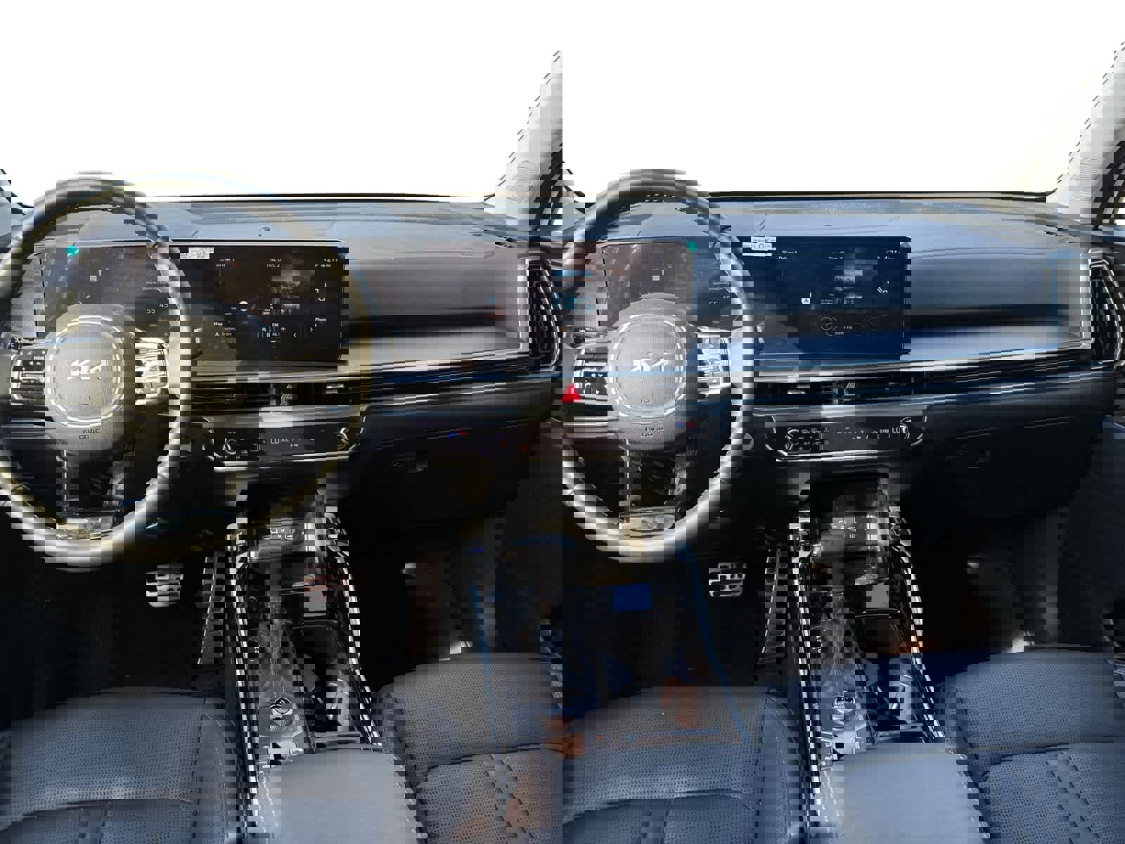 Used 2025 Kia Sorento SX image 11