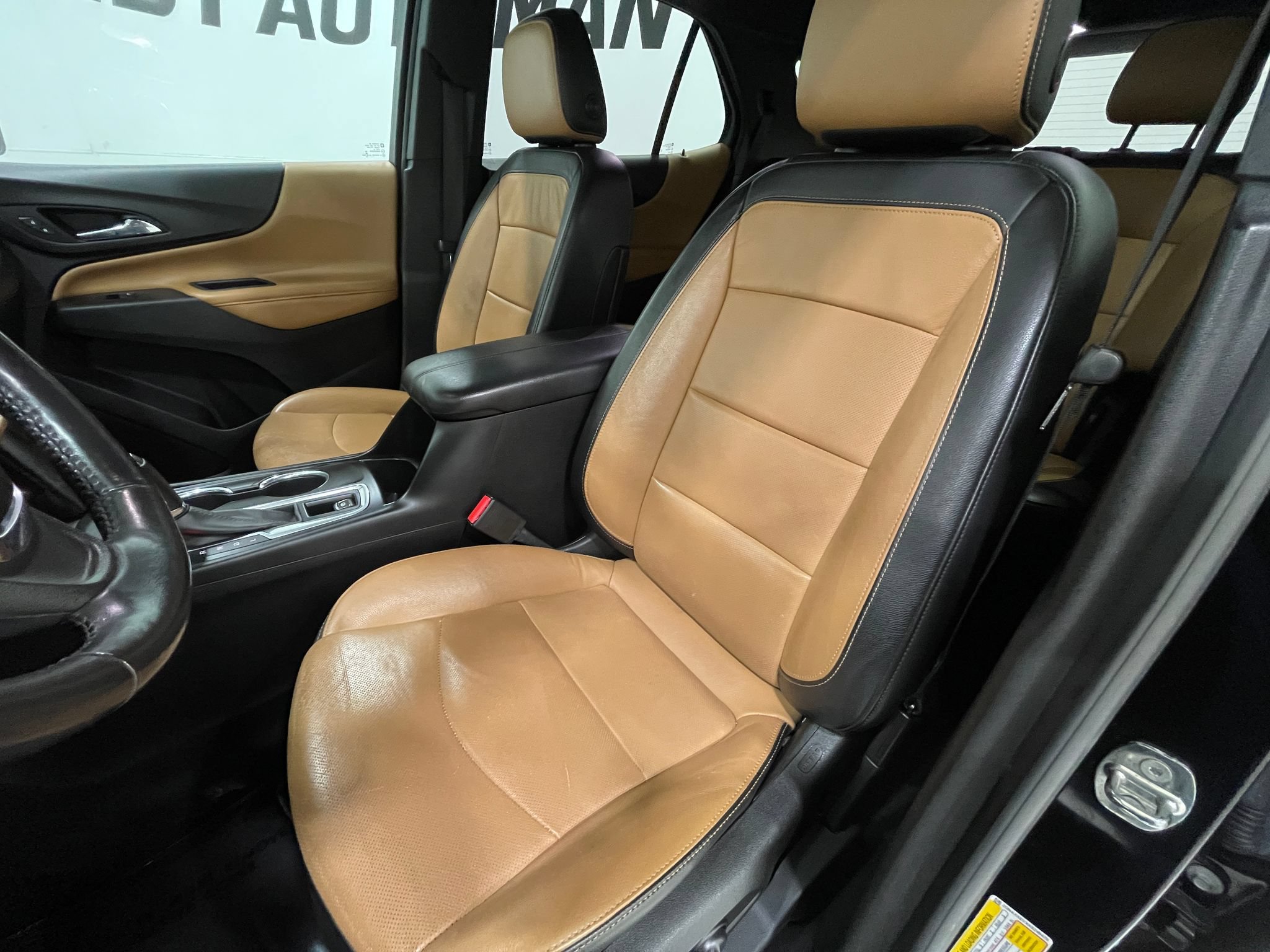Used 2019 Chevrolet Equinox Premier AWD/4WD image 11