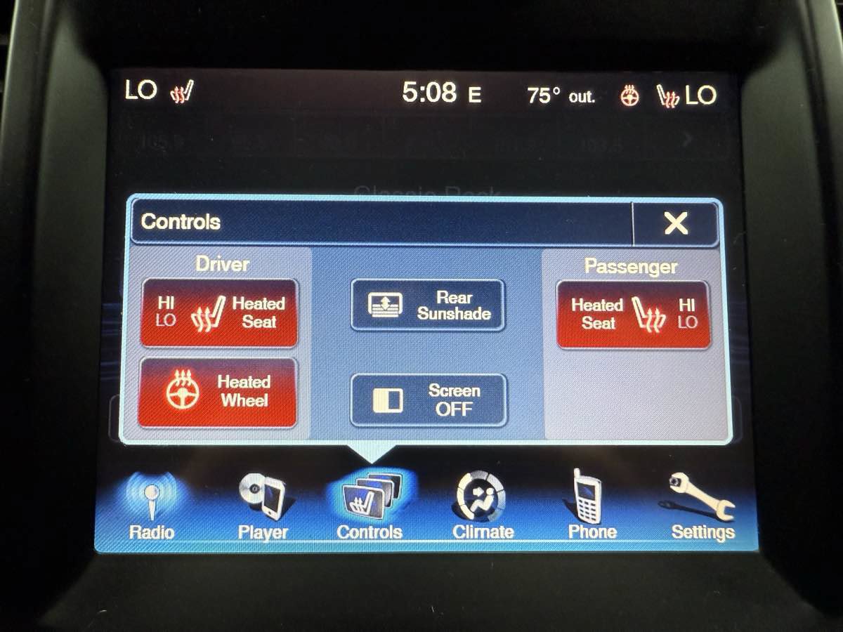 Used 2014 Chrysler 300 S w/ Luxury Group RWD image 18