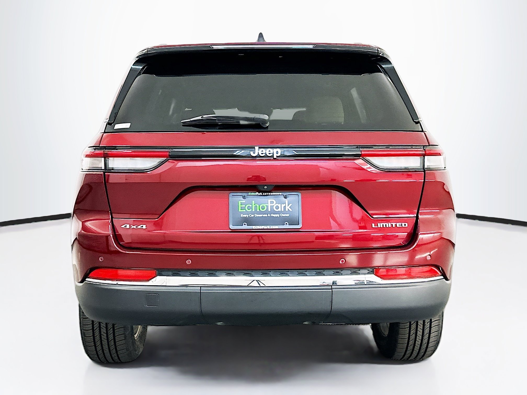 Used 2023 Jeep Grand Cherokee Limited AWD/4WD image 7