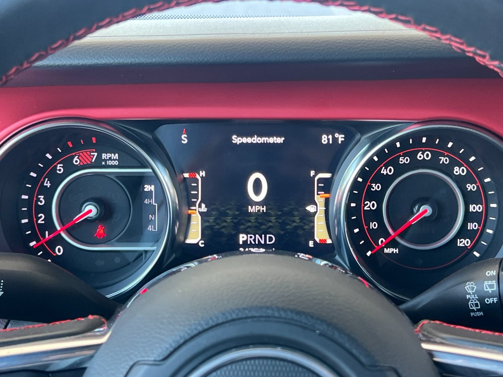Used 2022 Jeep Wrangler Unlimited Rubicon AWD/4WD image 25