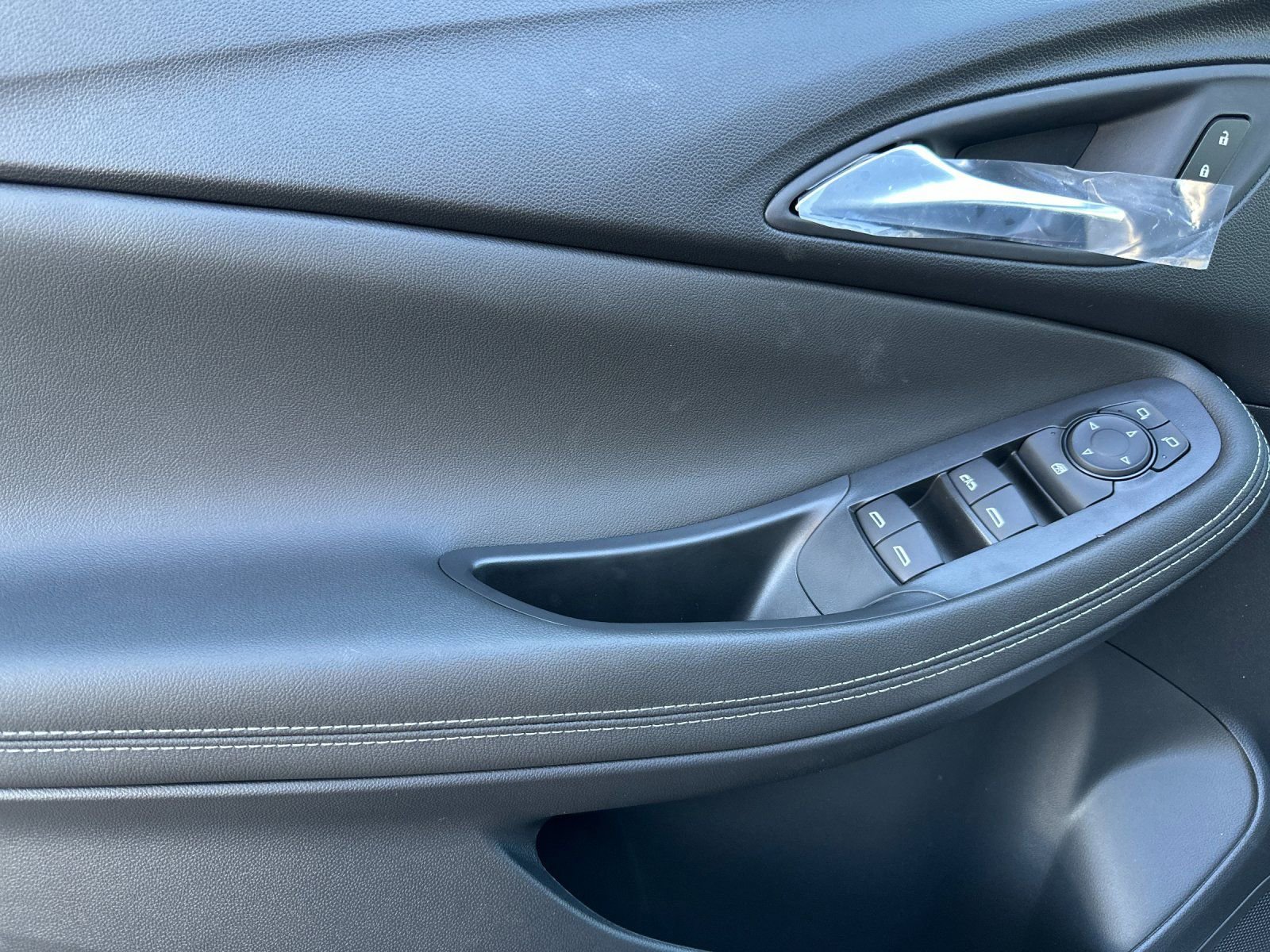 New 2026 Buick Encore GX Preferred FWD image 11